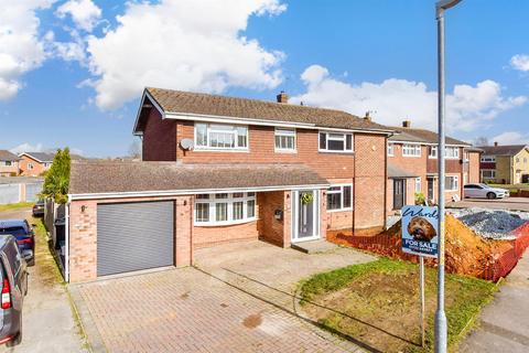 3 bedroom semi-detached house for sale, Swallow Road, Larkfield, Aylesford, Kent