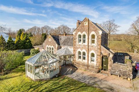 4 bedroom detached house for sale, Bow, Crediton