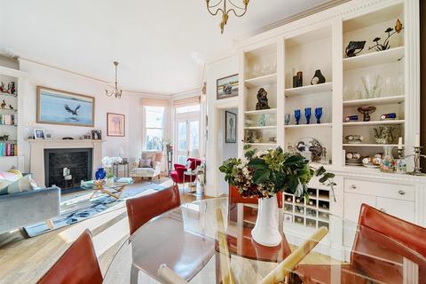 6 bedroom semi-detached house for sale, Hoveden Road, London, NW2