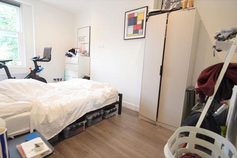 1 bedroom flat to rent, BEAUTIFUL ONE BED, MOMENTS FROM CALEDONIAN RD TUBE