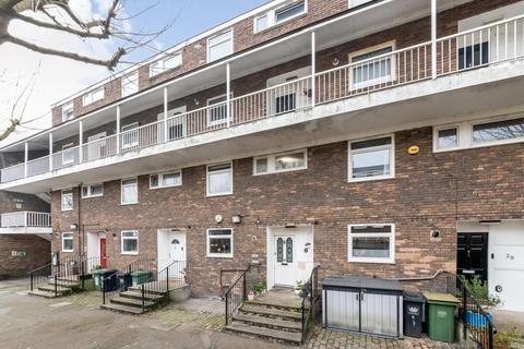 3 bedroom maisonette for sale, Florence Terrace, New Cross, London, SE14