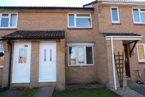 2 bedroom detached house to rent, Richards Close, Wellington