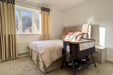 34 Walter Mills Way, Oldham, OL4 3FU