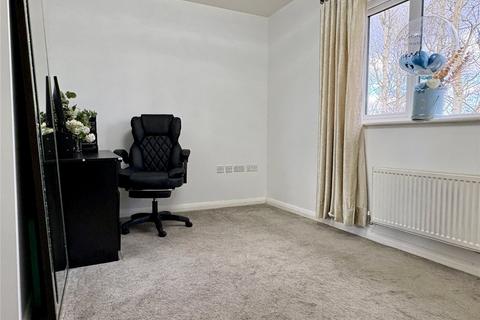 34 Walter Mills Way, Oldham, OL4 3FU