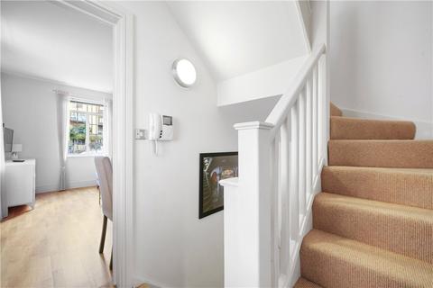 1 bedroom semi-detached house to rent, Castlereagh Street, London, W1H