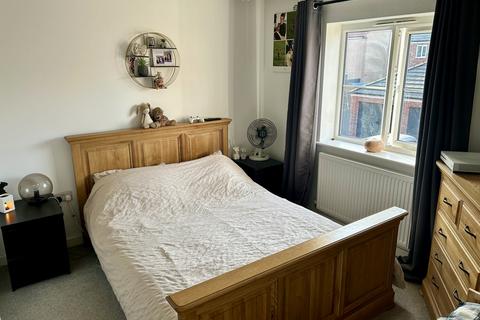 3 bedroom semi-detached house for sale, Lingfield Park, Bourne, PE10