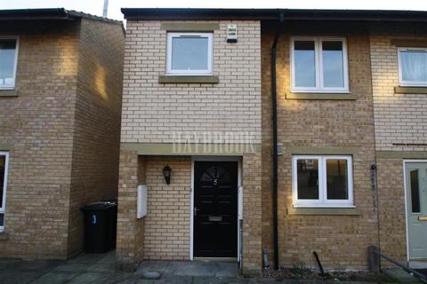 4 bedroom house to rent, Bramwell Close, Sheffield S3