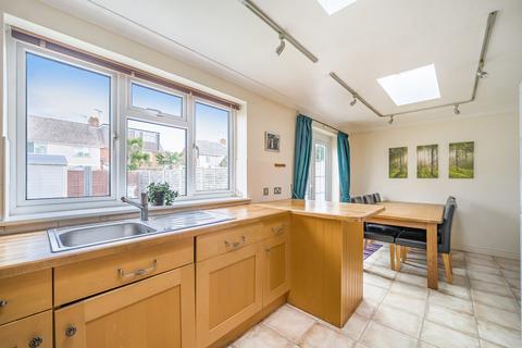 28 Meadowcroft Road, Reading, RG2 8RJ