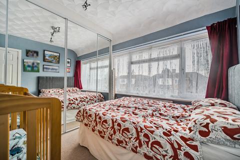 28 Meadowcroft Road, Reading, RG2 8RJ