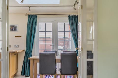 28 Meadowcroft Road, Reading, RG2 8RJ