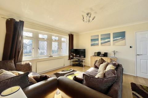 2 bedroom maisonette for sale, West Cliff Mews, St Michaels Road, West Cliff, Bournemouth, BH2