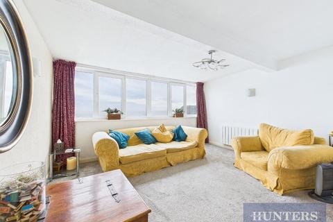 2 bedroom flat for sale, Blenheim Terrace, Scarborough, YO12 7HF