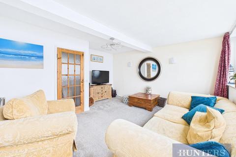 2 bedroom flat for sale, Blenheim Terrace, Scarborough, YO12 7HF