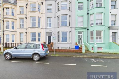 2 bedroom flat for sale, Blenheim Terrace, Scarborough, YO12 7HF