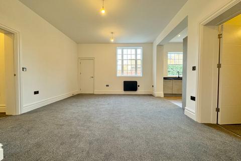 2 bedroom flat to rent, Birmingham Road, Stratford-upon-Avon, Warwickshire, CV37