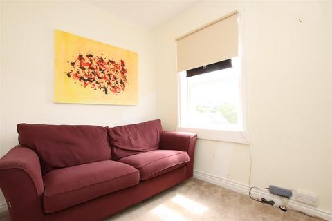 2 bedroom flat to rent, 22 Walcot Buildings, Bath BA1