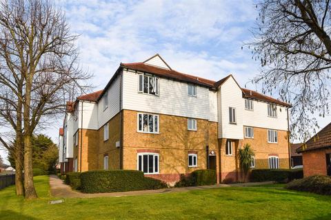 2 bedroom apartment for sale, Benbow Drive, South Woodham Ferrers, Chelmsford