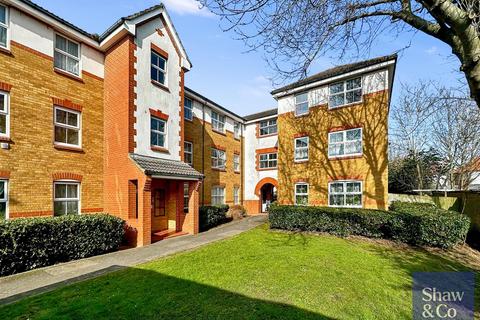 2 bedroom flat for sale, Nuffield Court, Old Park Mews, Hounslow TW5