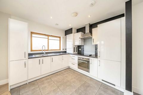 1 bedroom flat to rent, Spring Road, Feltham TW13