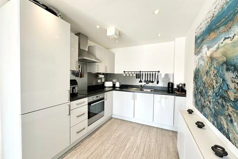 1 bedroom flat for sale, Lett Lane, Castle Hill, Ebbsfleet Garden City, Kent, DA10