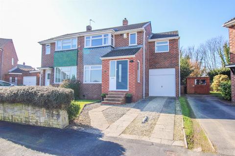 4 bedroom semi-detached house for sale, Thornhill Croft, Wakefield WF2