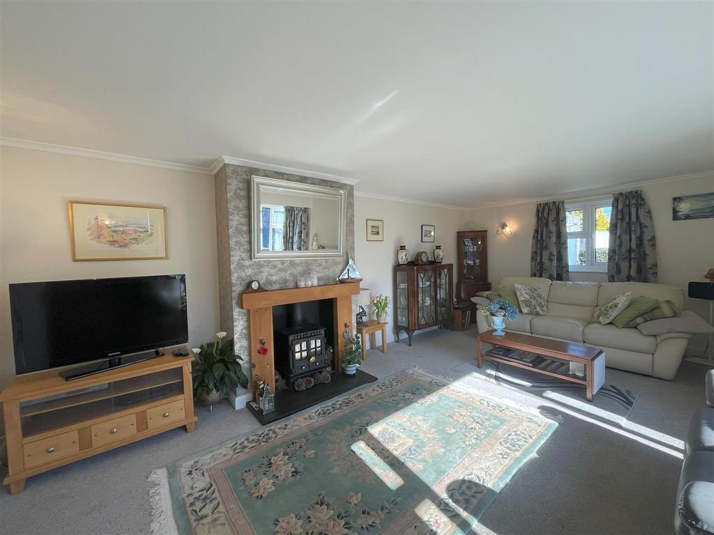 Sitting room.jpg