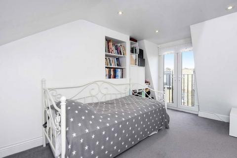 3 bedroom terraced house for sale, Squarey Street, London SW17