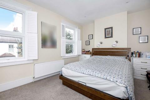 3 bedroom terraced house for sale, Squarey Street, London SW17