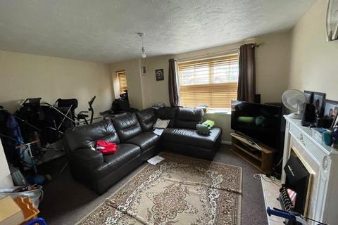 2 bedroom flat to rent, Bath Road,  Reading,  RG30