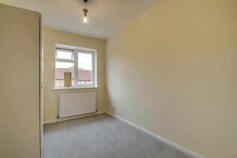 2 bedroom terraced house for sale, Snowdon Drive, London, NW9