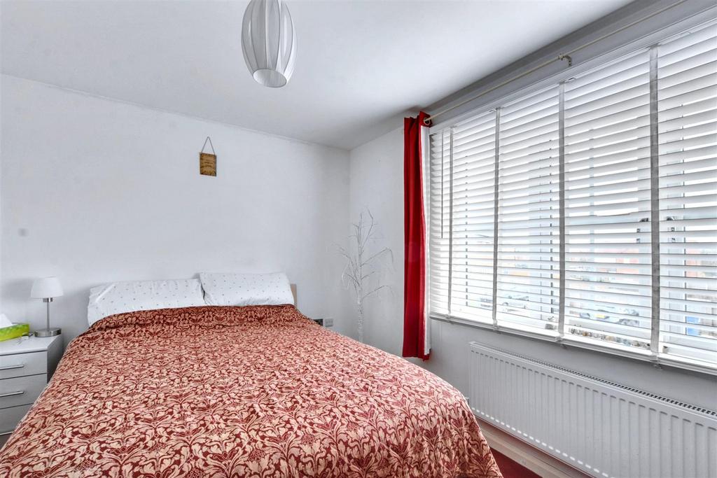 Bedroom 1 1.jpeg