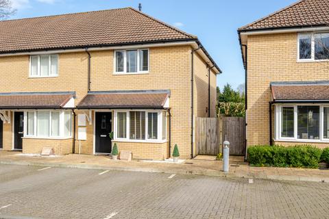 2 bedroom end of terrace house for sale, Ninehams Gardens, Caterham, CR3