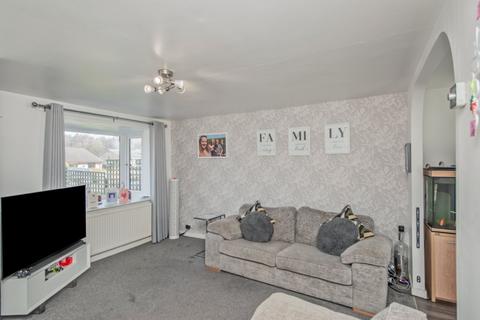 7 Teasel Close, Oakenshaw, Bradford, BD12 7DH