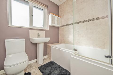 7 Teasel Close, Oakenshaw, Bradford, BD12 7DH
