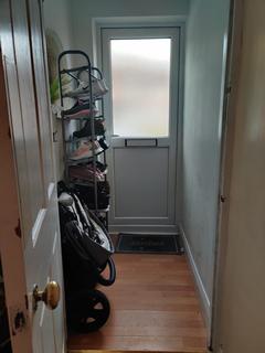 28 Ambassador Close, Hounslow, TW3 3DW
