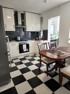 28 Ambassador Close, Hounslow, TW3 3DW