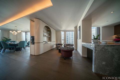 4 bedroom penthouse for sale, Carnation Way, London, SW8 5