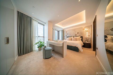 4 bedroom penthouse for sale, Carnation Way, London, SW8 5