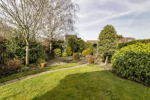 3 bedroom detached bungalow for sale, Foljambe Avenue, Walton, Chesterfield