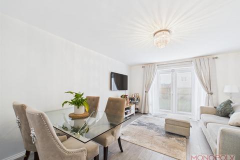 3 bedroom end of terrace house for sale, Alder Close, Penyffordd, Chester