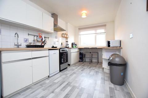 2 bedroom flat to rent, Norton Road, Dagenham, RM10