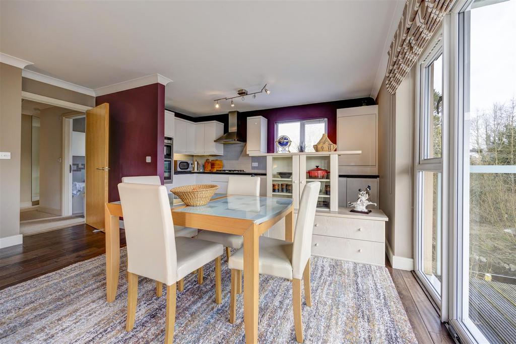 Lounge Kitchen 09.jpg