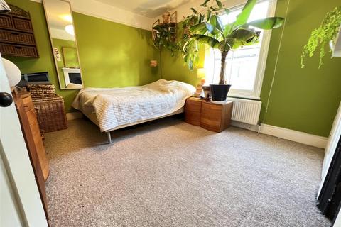 2 bedroom terraced house to rent, Cockburn Street, Cambridge CB1