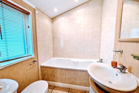 2 bedroom static caravan for sale, Willerby New Hampshire, Percy Wood Holiday Park, Swarland, Northumberland, NE65 9JW