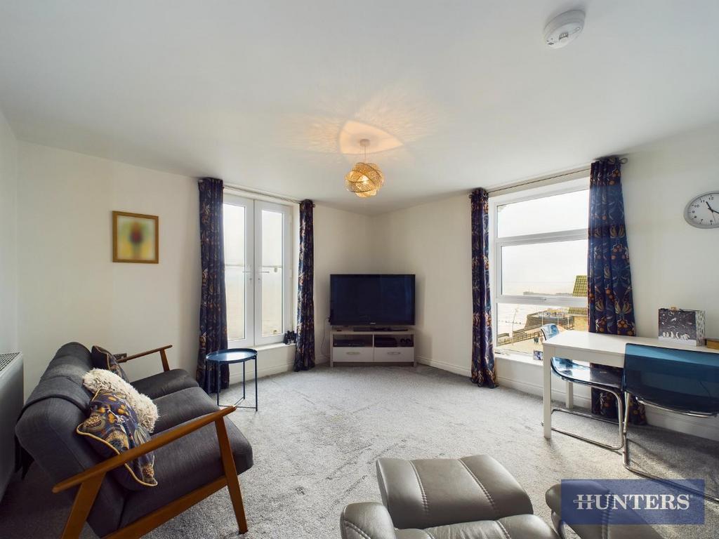 CAM01984 G0-PR0381-STILL007.jpg