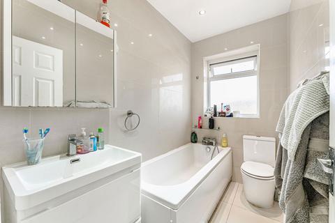 1 bedroom flat for sale, Hampden Lane, London N17
