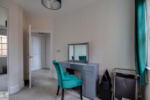 2 bedroom apartment for sale, Potters Court St. Georges Parkway, Stafford, Staffordshire, ST16