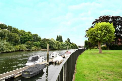 2 bedroom maisonette for sale, Mallard Place, Teddington, Twickenham, TW1