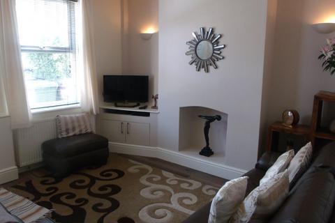 2 bedroom terraced house to rent, 36 Marhill Road, Carlton