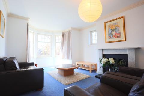 3 bedroom flat to rent, Canaan Lane, Morningside, Edinburgh, EH10